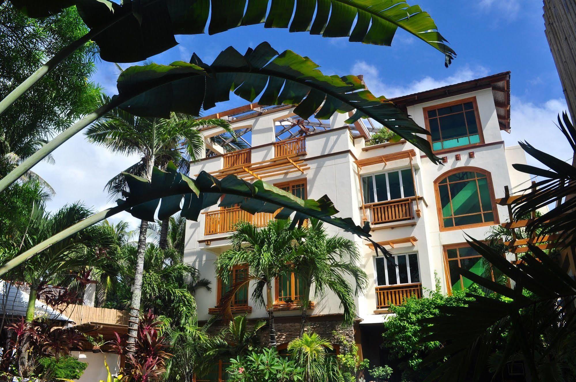 Boracay Beach Club Hotel Balabag  Exterior photo